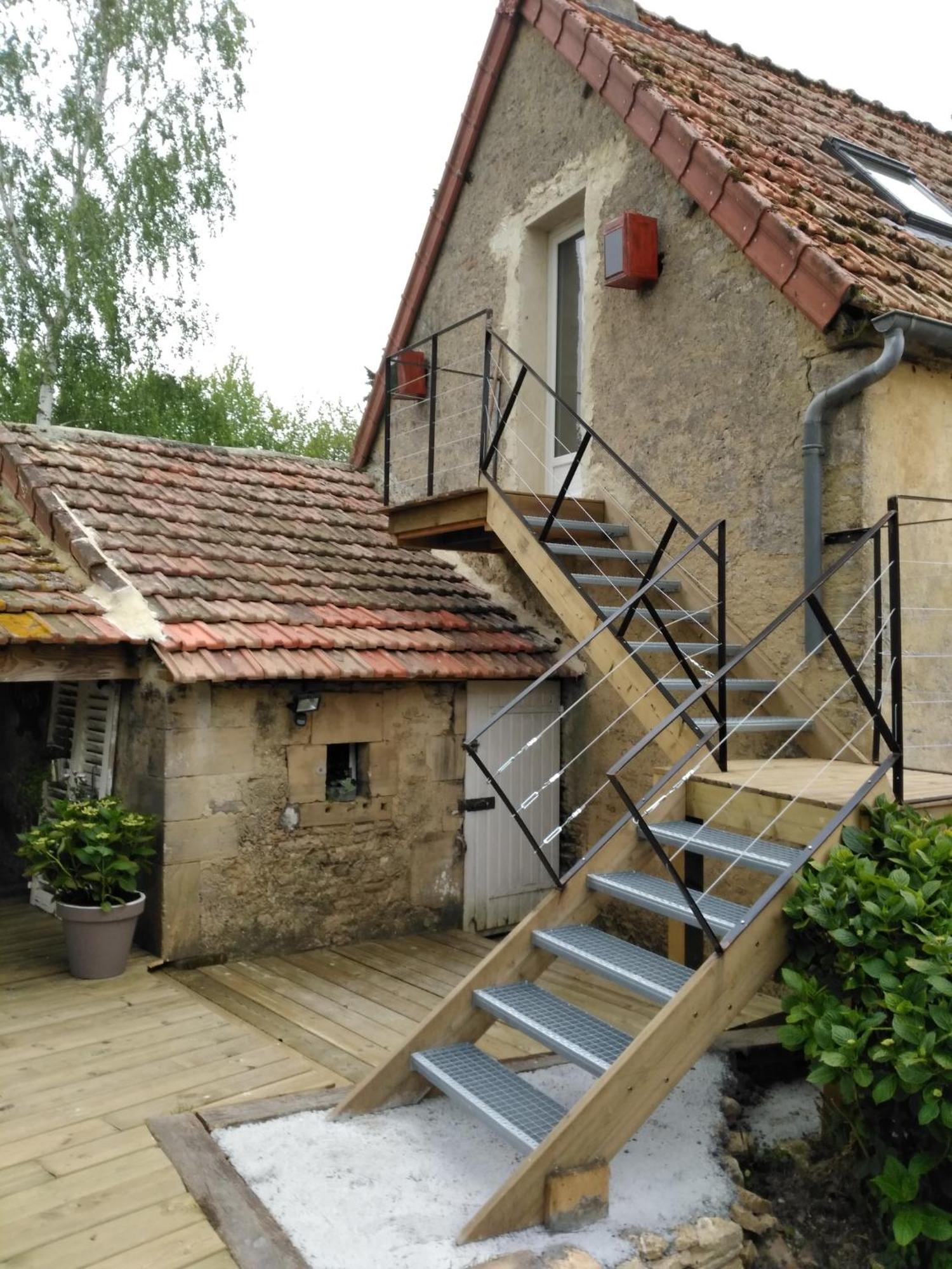 Ô Grenier de l'artiste Apartamento Bazenville Exterior foto